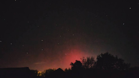 Воронежцы поделились кадрами северного сияния