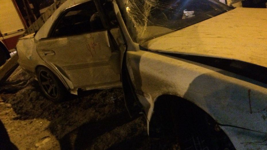 В Воронеже водитель иномарки пострадал при столкновении с указателем «Песчаный лог» 