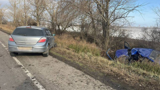 В страшном ДТП под Воронежем погиб водитель ВАЗ-2114 и пострадали еще 2 человека: видео