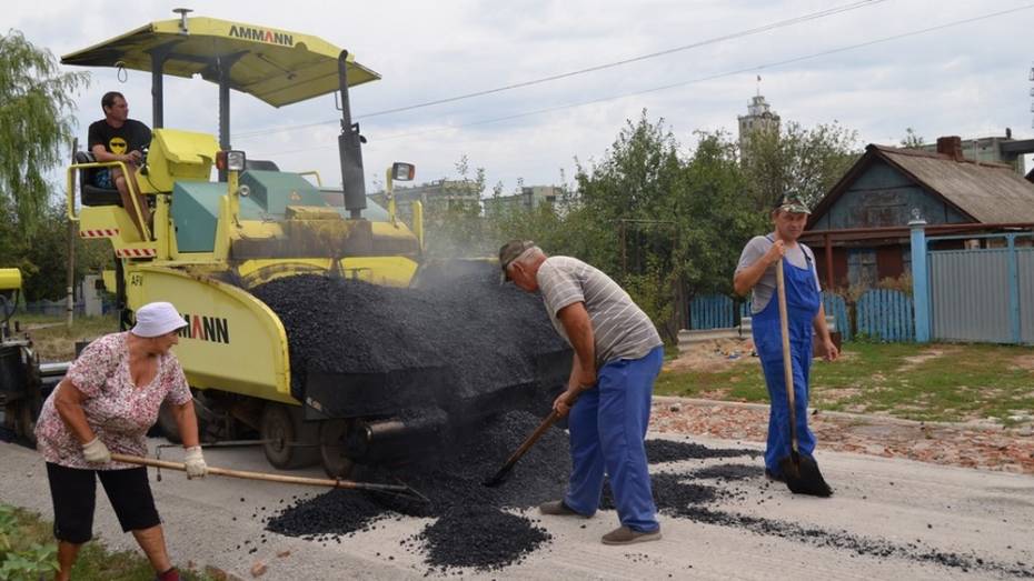 На ремонт дорог в Бутурлиновке потратят около 40 млн рублей