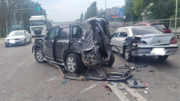 Выросло число пострадавших в массовой аварии на проспекте Патриотов в Воронеже