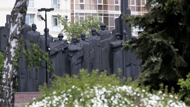 В Воронеже запретят парковку на проспекте Революции возле площади Победы