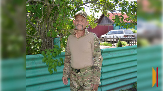 «Когда все друзья там, оставаться в стороне невозможно». Житель Воронежской области рассказал, как подписал контракт с Минобороны