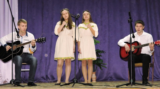 Кантемировская школьница победила на конкурсе патриотической песни