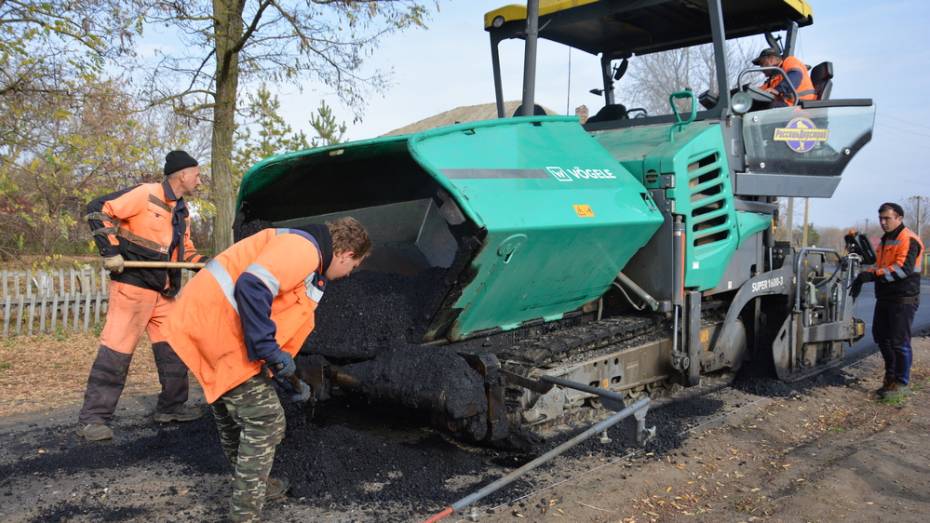 В кантемировском селе Титаревка на ремонт дороги направили более 10 млн рублей