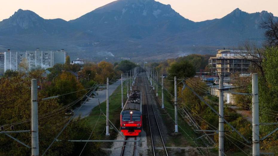 Воронежцам рассказали, какие южные поезда задерживаются 7 августа