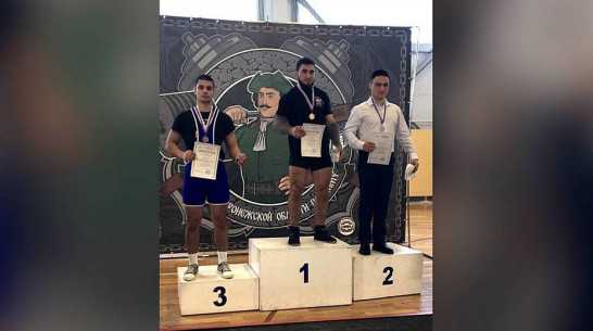 Каменский тяжелоатлет выиграл «бронзу» на открытых областных соревнованиях