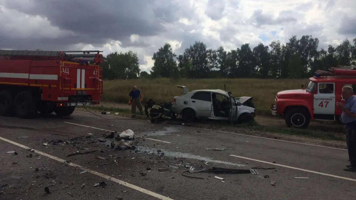 В ДТП в Воронежской области погибли 3 человека