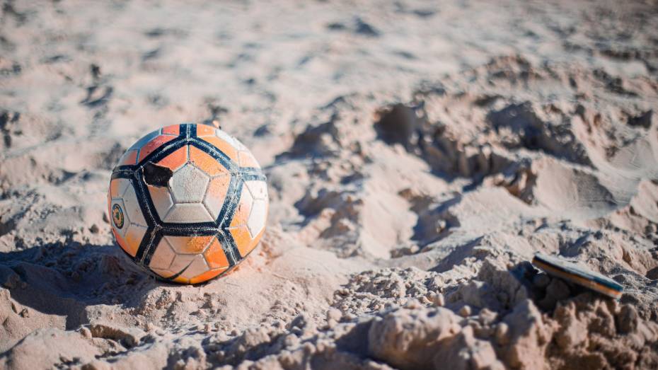 В Воронеже может появиться профессиональный манеж для пляжного футбола