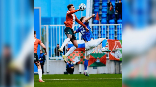 Воронежский «Факел» уступил «Локомотиву» со счетом 0:1
