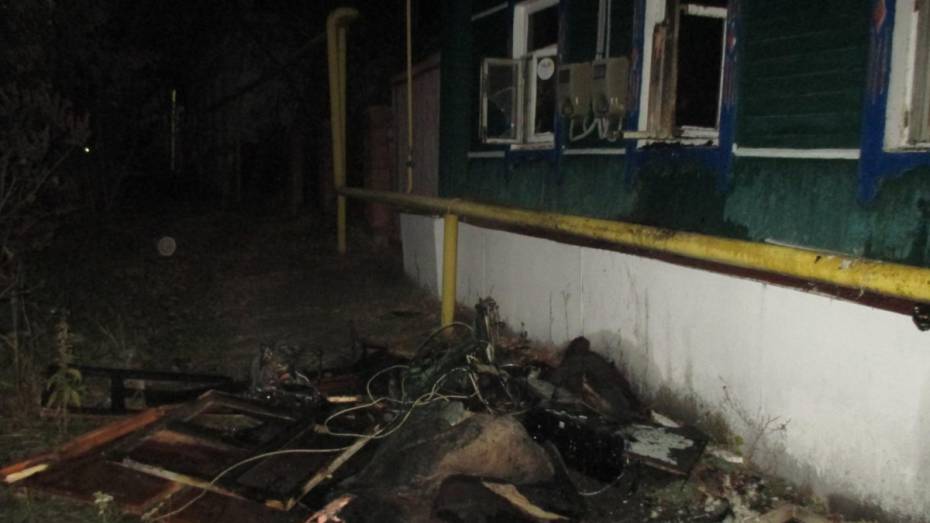 В Воронежской области подожгли дом, чтобы скрыть следы двойного убийства