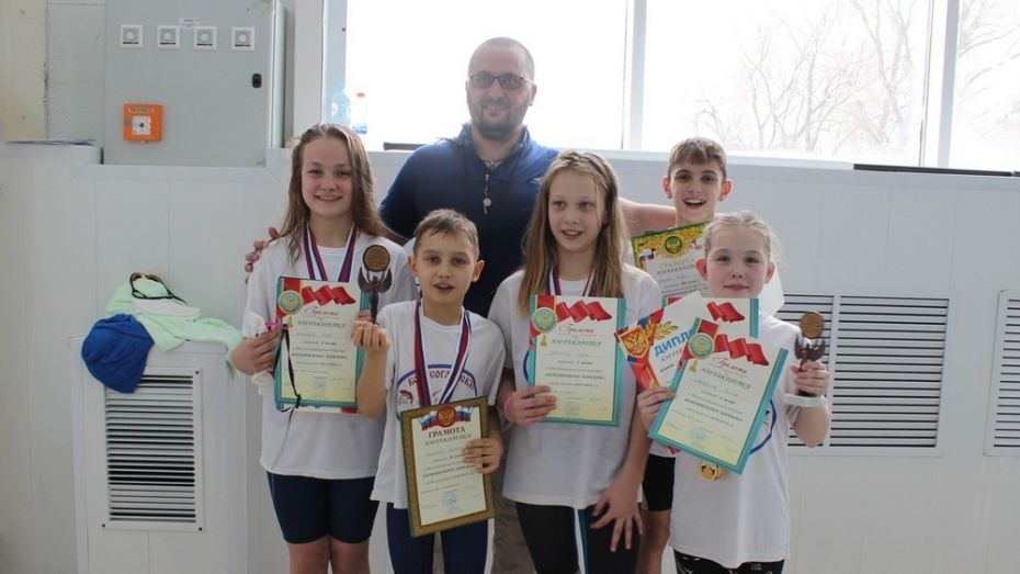 Борисоглебские пловцы завоевали 11 золотых медалей на межмуниципальных соревнованиях