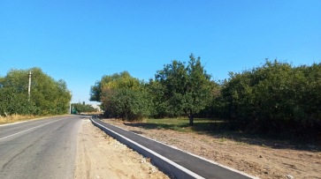 В хохольском селе Гремячье по просьбе жителей расширят тротуар