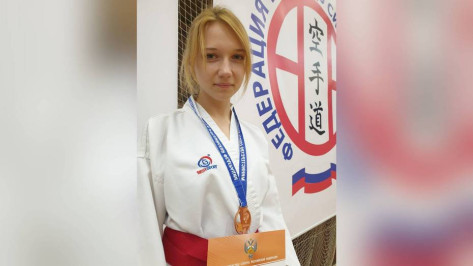 Бобровская каратистка завоевала «бронзу» на всероссийских соревнованиях