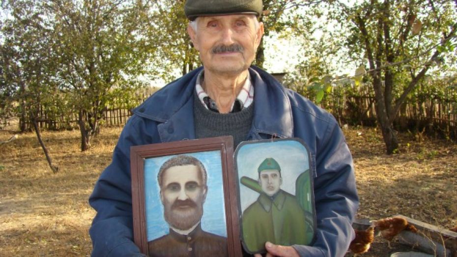 Житель Новохоперского района пишет портреты по памяти