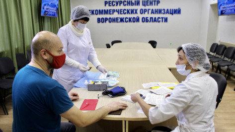 «Хочется спокойной жизни». Как в Воронеже прошел день вакцинации общественников