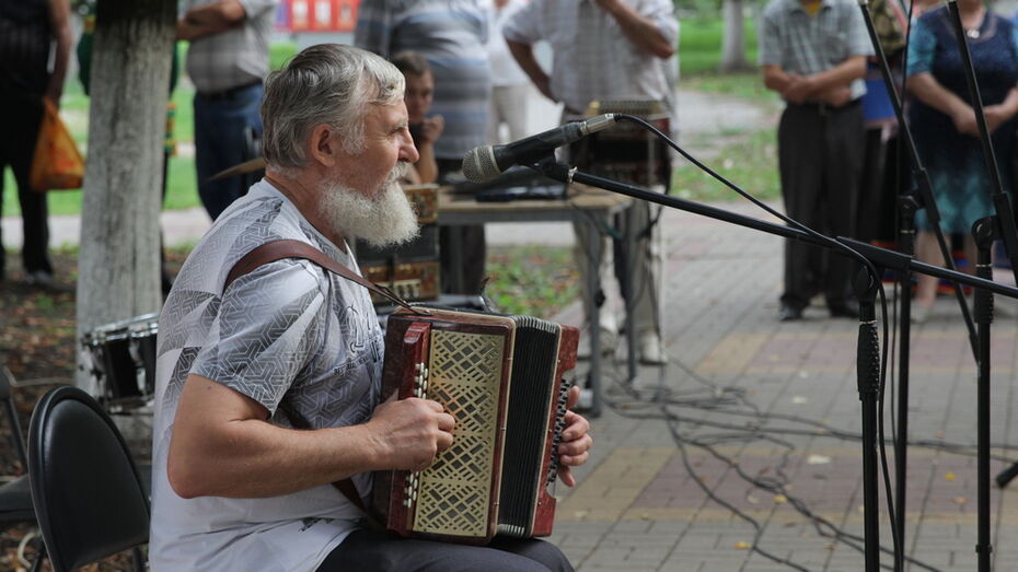 Районный фестиваль народного творчества «Играй, гармонь!» в Боброве пройдет онлайн