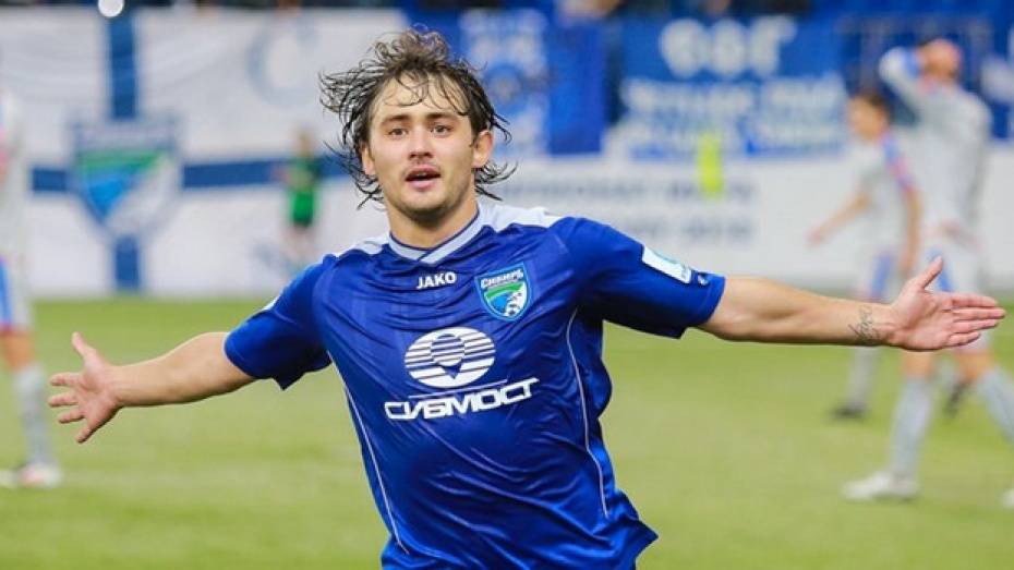 Воронежский футболист подписал контракт с «Сибирью»