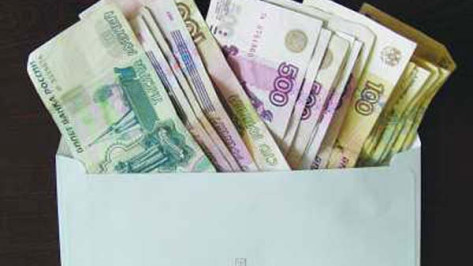 В Воронежской области порядка 150 тысяч работников «на бумаге» получают зарплату ниже прожиточного минимума