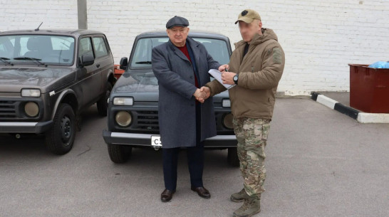 Из Лисок в зону СВО отправили автомобиль «Нива» и анализатор дронов