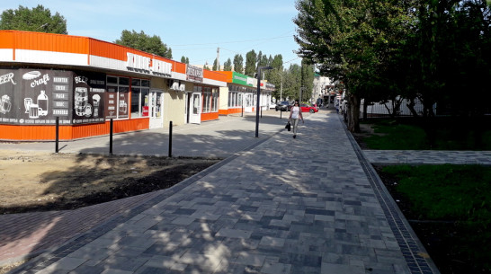 В Россоши завершили строительство бульвара на улице Простеева