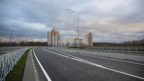 При поддержке губернатора Александра Гусева в Воронеже до конца года откроют 2 важные автодороги