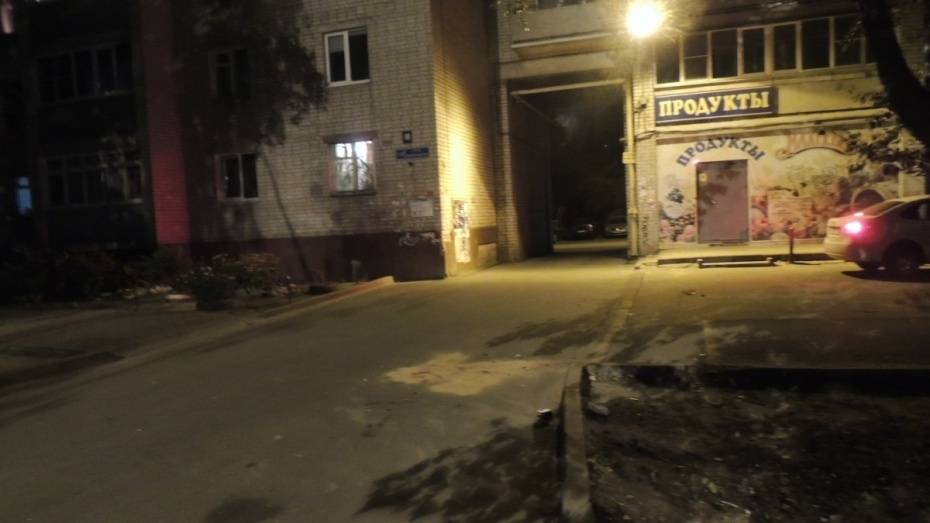 В Воронеже пережившей покушение перлевского убийцы прокурору пригрозил посетитель