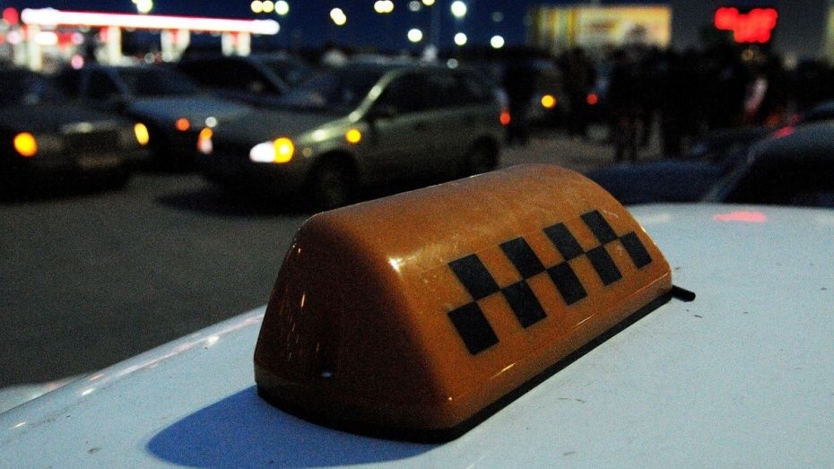 Воронежская студентка из-за обиды обвинила водителя такси в ограблении