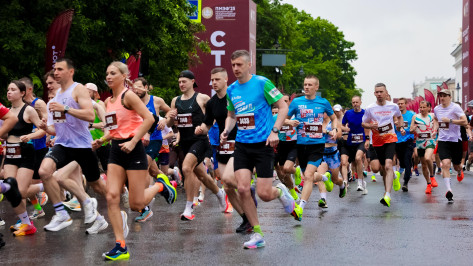 На ПМЭФ состоялся благотворительный забег «Борись и побеждай»