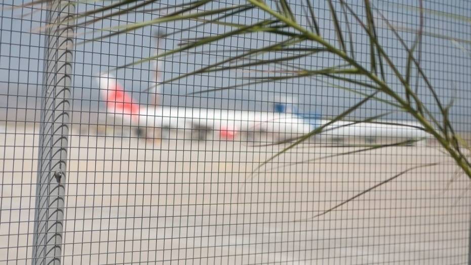 Рейс Azur air из Бургаса в Воронеж задержали на 9 часов