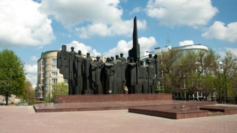 Открытие выставки автора памятника Победы в Воронеже перенесли на 18 апреля