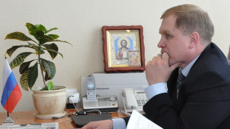 Мэр Павловска Андрей Запорожцев уходит в отставку