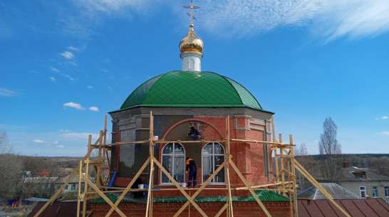В Петропавловке ведутся работы по восстановлению 248-летнего храма