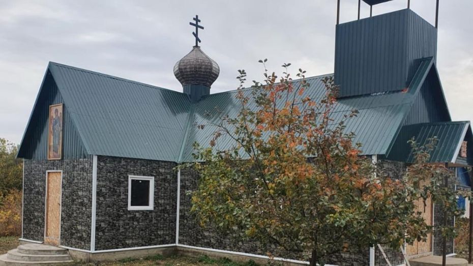 Фермеры построили храм в поселке Михайловский Новохоперского района 