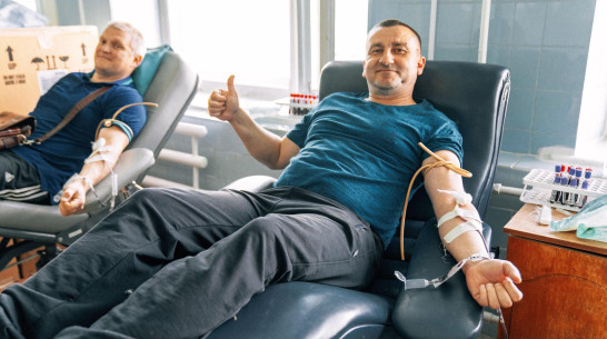 Работники Нововоронежской АЭС сдали 33 л крови для помощи больным людям