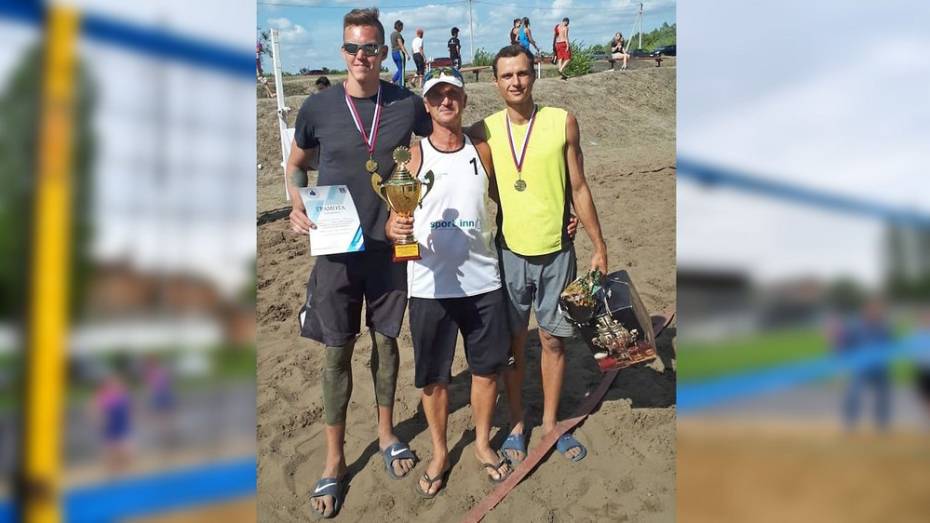 Бутурлиновская команда завоевала «золото» на всероссийском турнире по пляжному волейболу