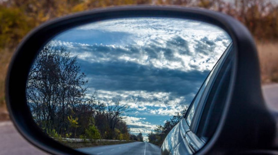 Автоэксперт: растет доля тех, кто приходит за машиной с пробегом и покупает новую