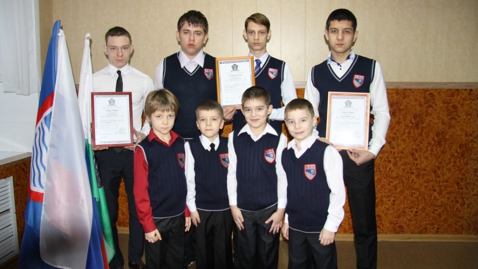 Бобровские школьники стали призерами Всероссийской олимпиады по математике и физике