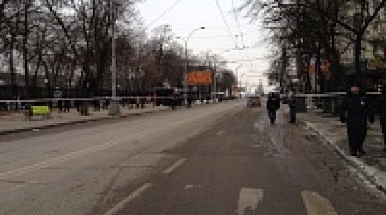 Улицы, по которым прошла эстафета олимпийского огня, быстро пустеют