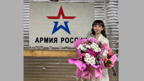 Подгоренская певица получила благодарность главы ЛНР за поддержку бойцов СВО