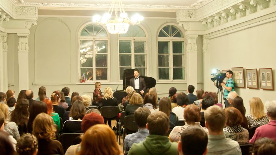 Преподаватели Академии искусств сыграют Моцарта на аккордеоне