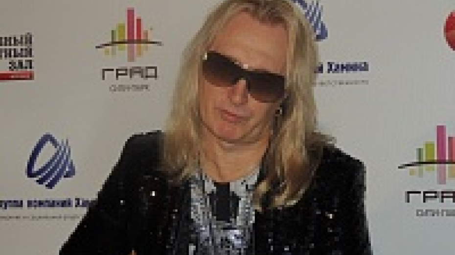 Солист «Рондо» Александр Иванов в Воронеже: «Коллекцию гитар передам по наследству сыну»