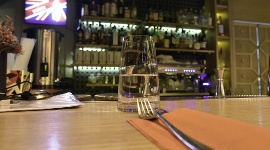 Пострадавший от ковидных ограничений бизнес поддержат грантами и льготными кредитами