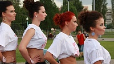 В парках Воронежа пройдут бесплатные занятия фитнесом, йогой и танцами (РАСПИСАНИЕ)