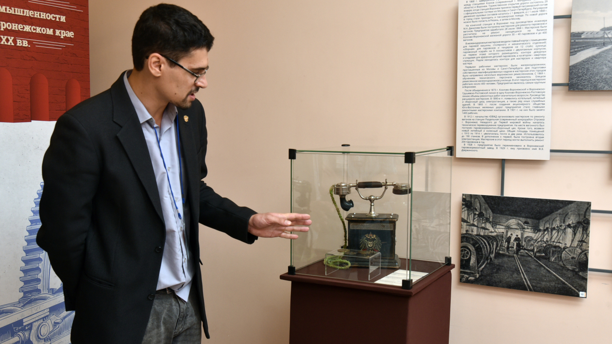 Телефон ХIХ века и машина Николая II. Что покажет новая выставка в воронежском музее
