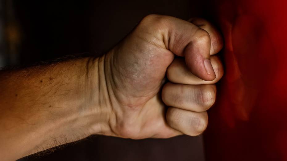 Драка водителей на перекрестке в Воронеже привела к уголовному делу