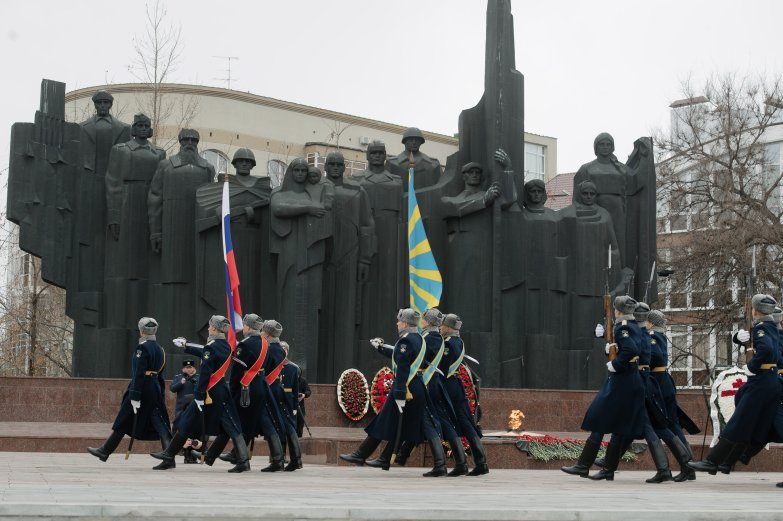 Возложение 3 декабря