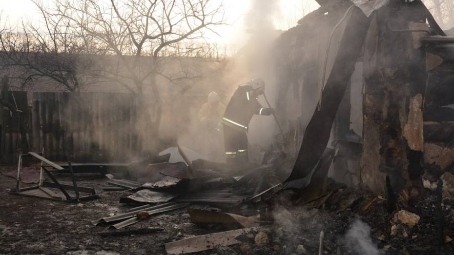 Следователи проверят чиновников из-за гибели детей на пожаре в Воронежской области