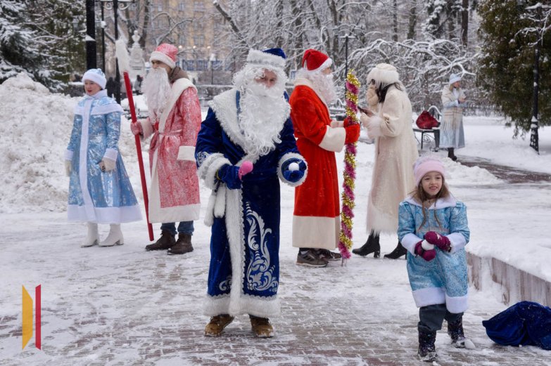 Парад Дедов Морозов и Снегурочек в Воронеже в 2025 году
