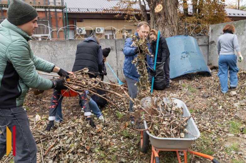 Субботник МВП и РИА осень